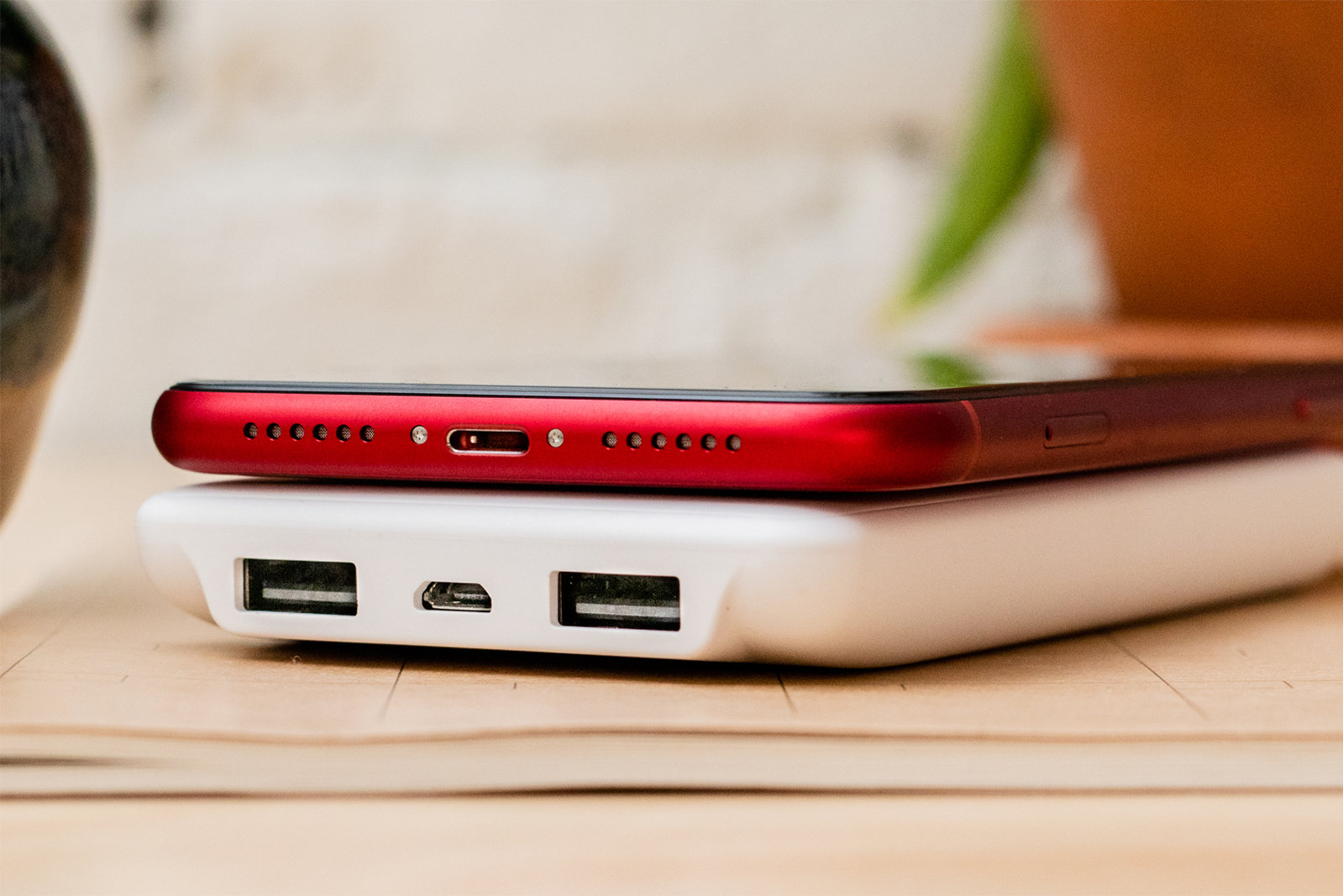 Qi wireless charging banks