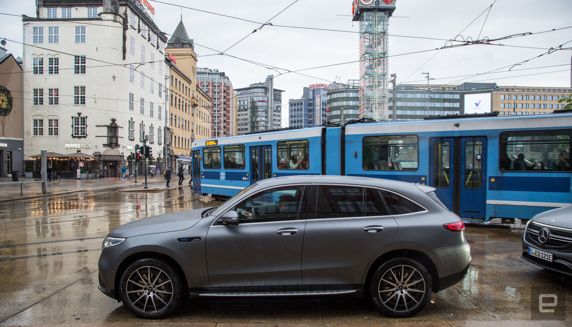 Mercedes-Benz ECQ 400 4MATIC first drive