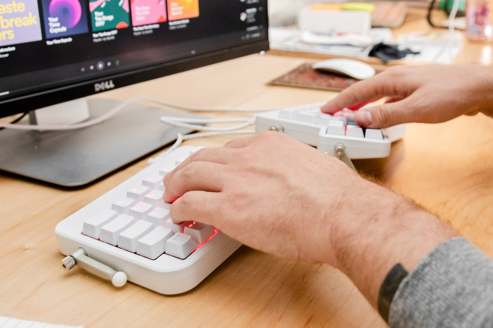 Ergonomic keyboard