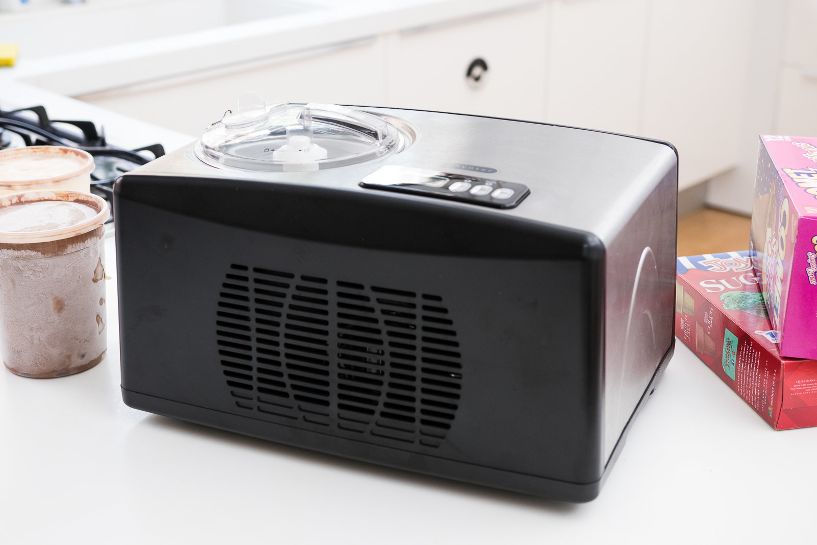 Ice cream maker