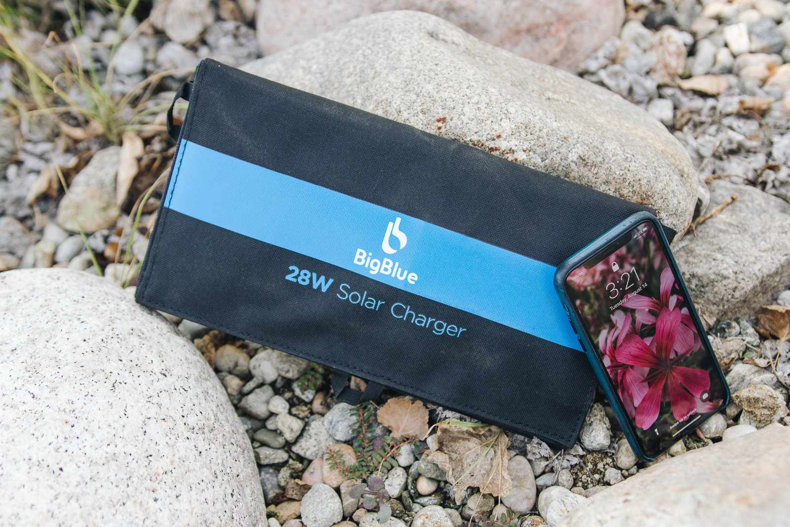 Portable solar charger