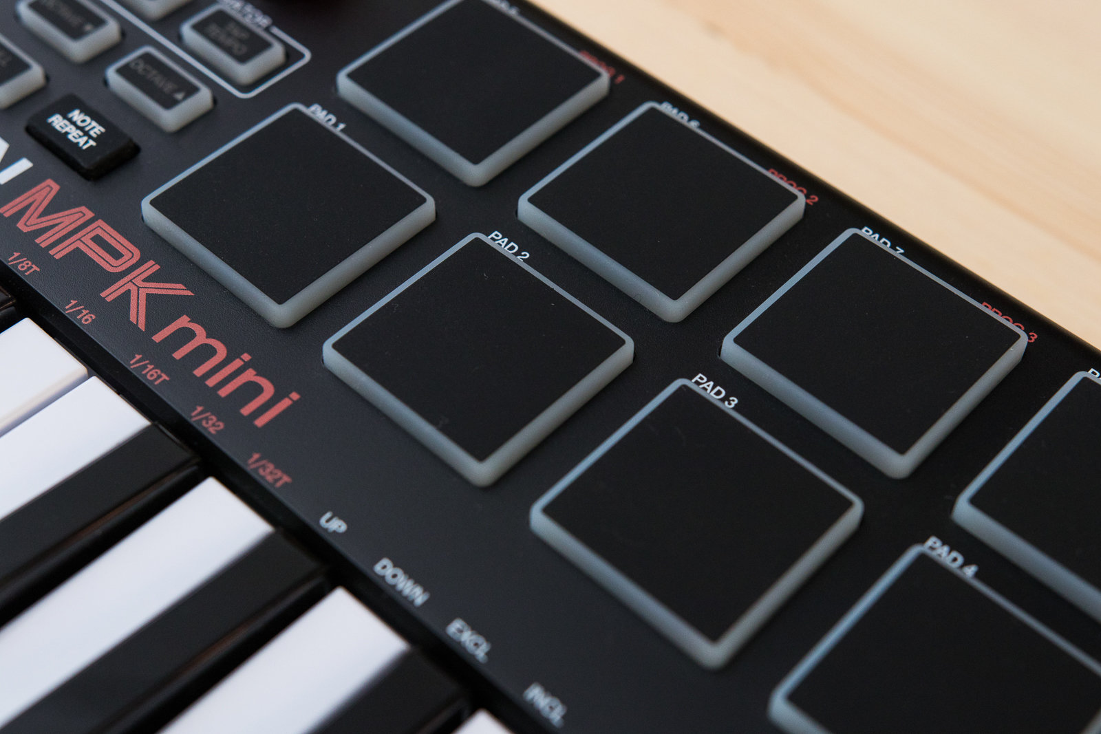MiDi keyboard controller
