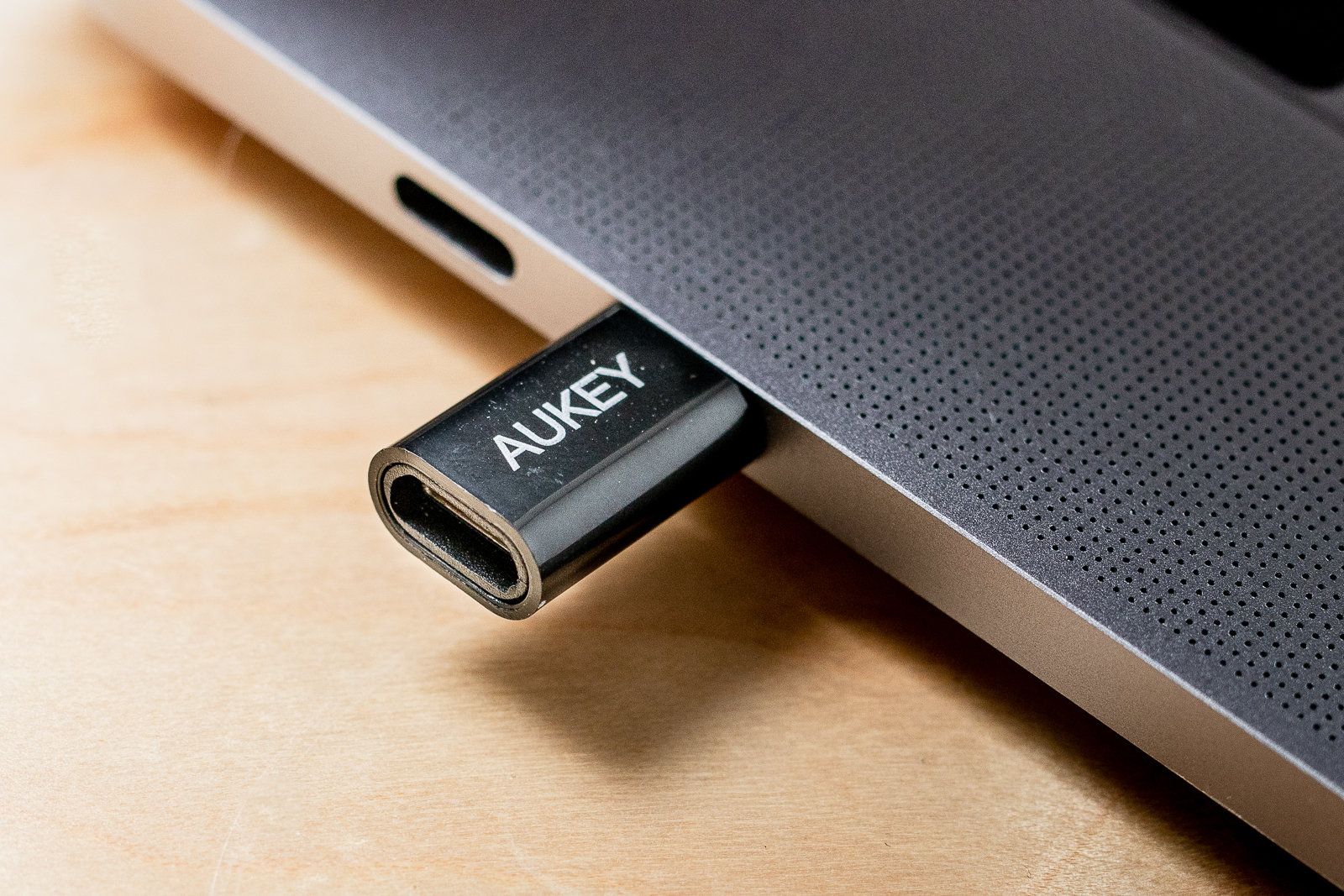 USB-cables and adapters