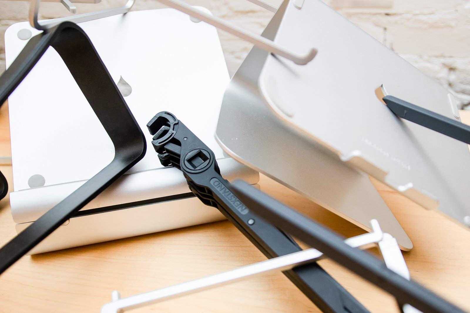 Laptop stands