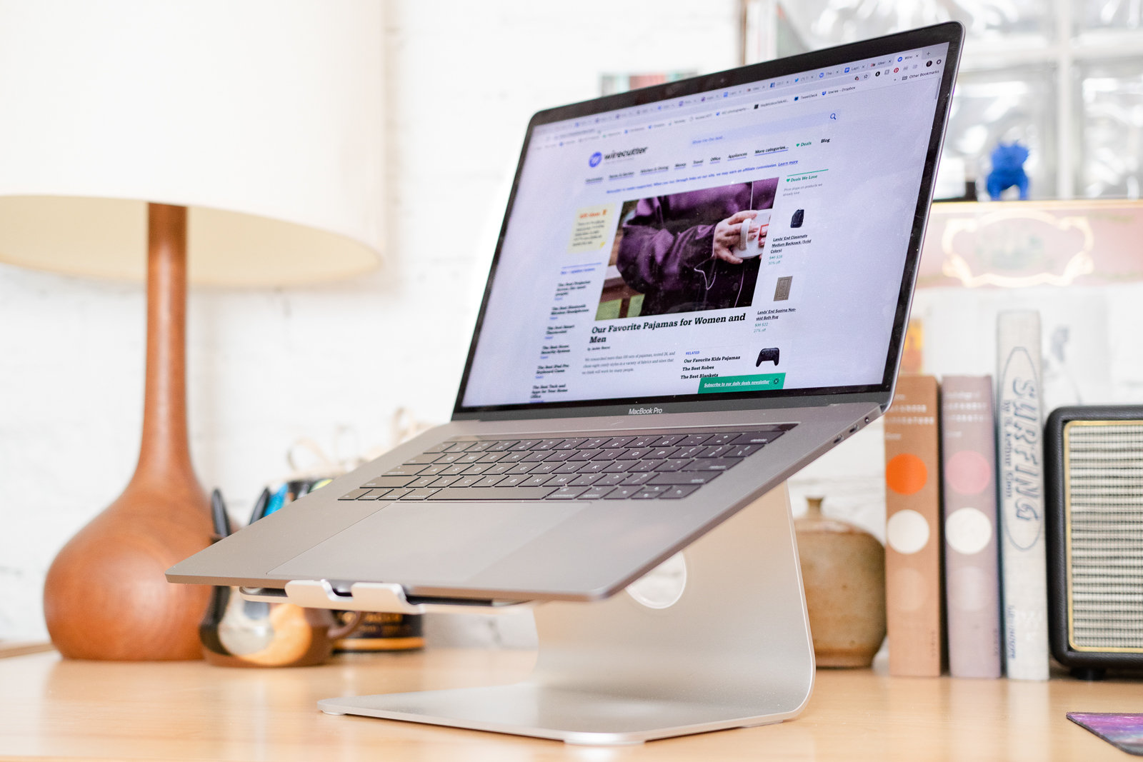 Laptop stands
