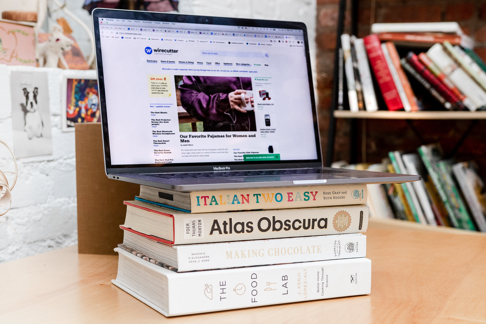 Laptop stands