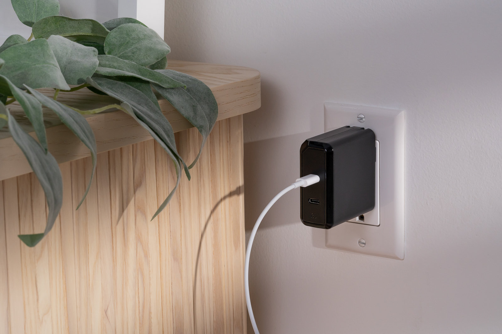 USB phone charger