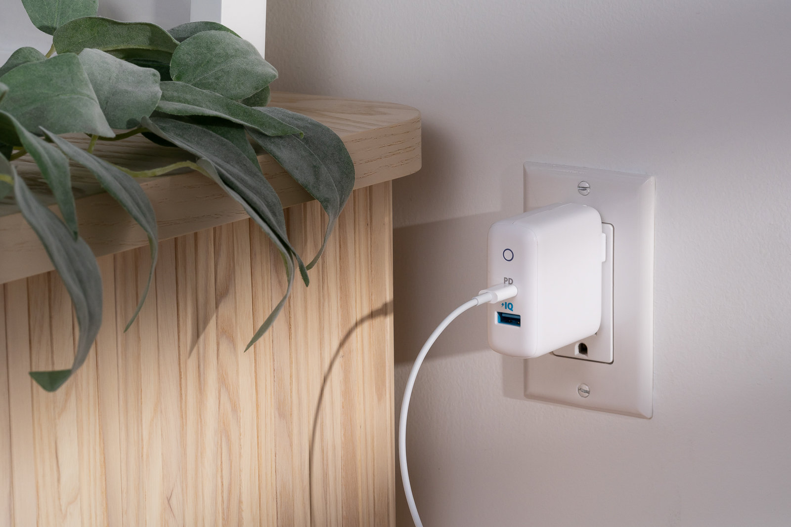 USB phone charger