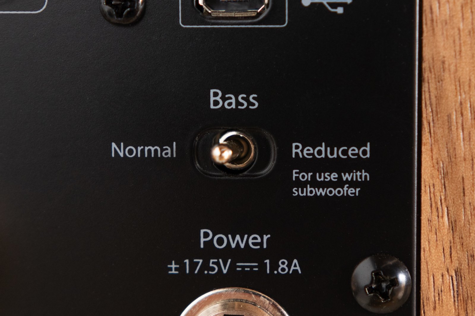 Bookshelf speakers