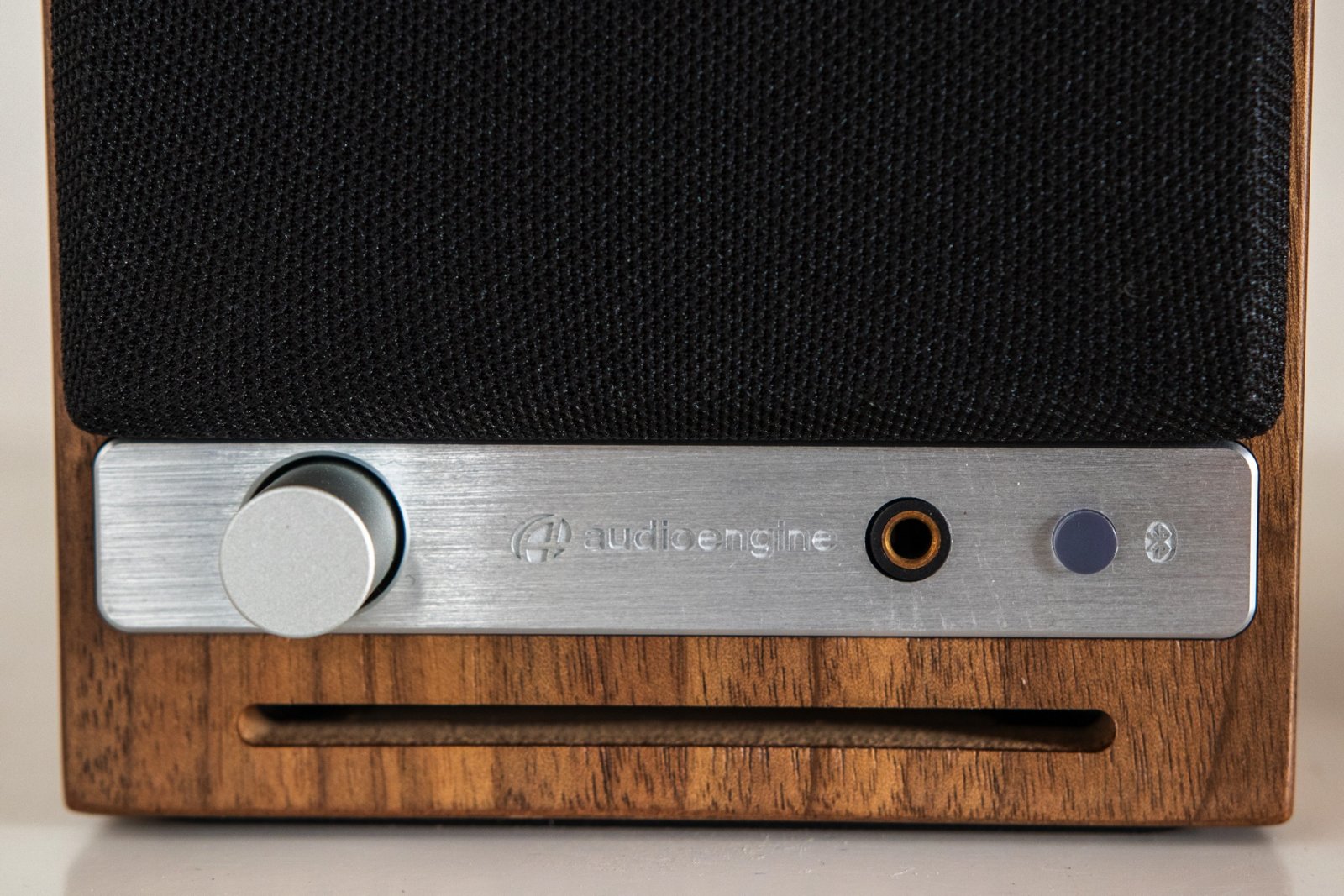 Bookshelf speakers