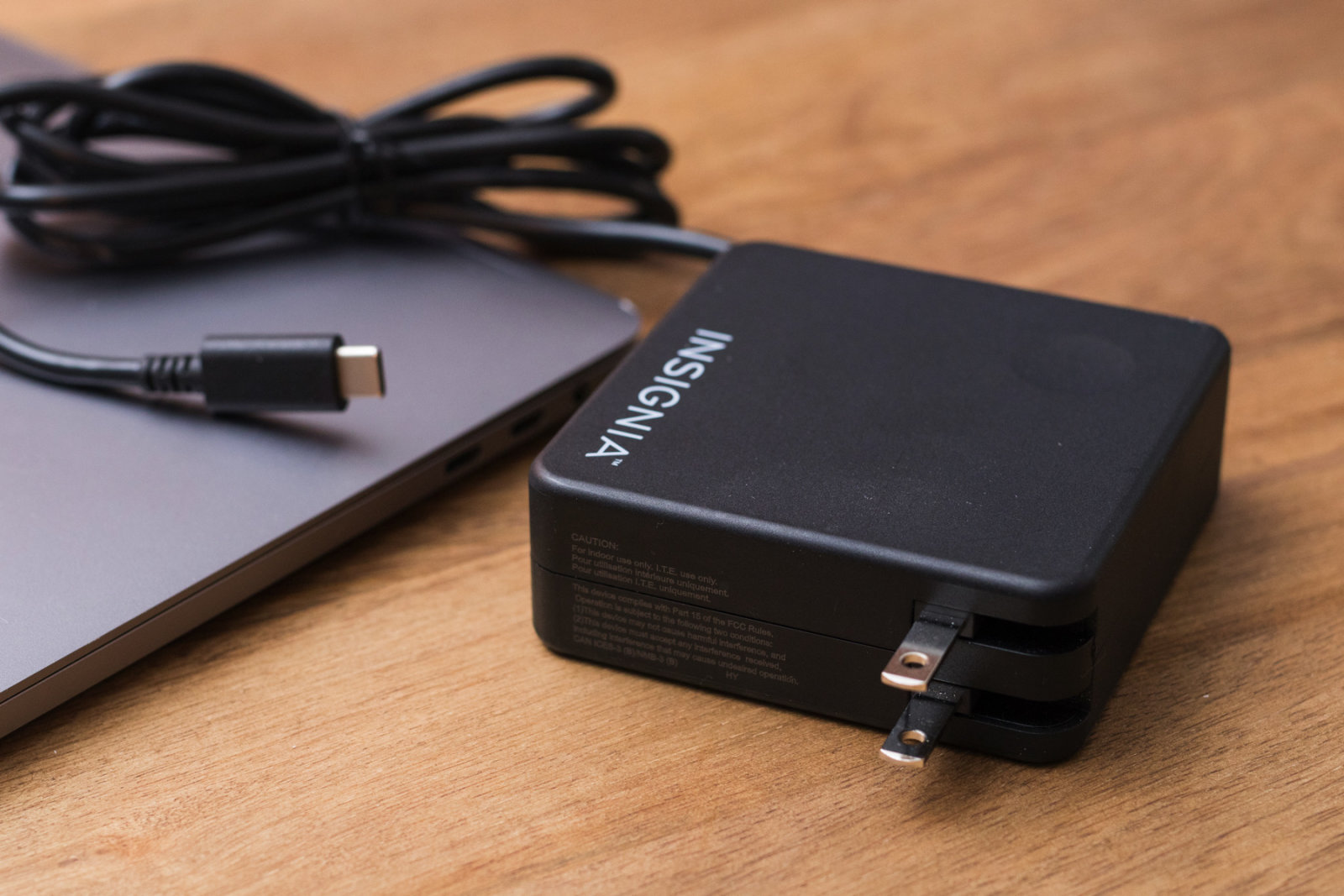 USB-C laptop and tablet chargers