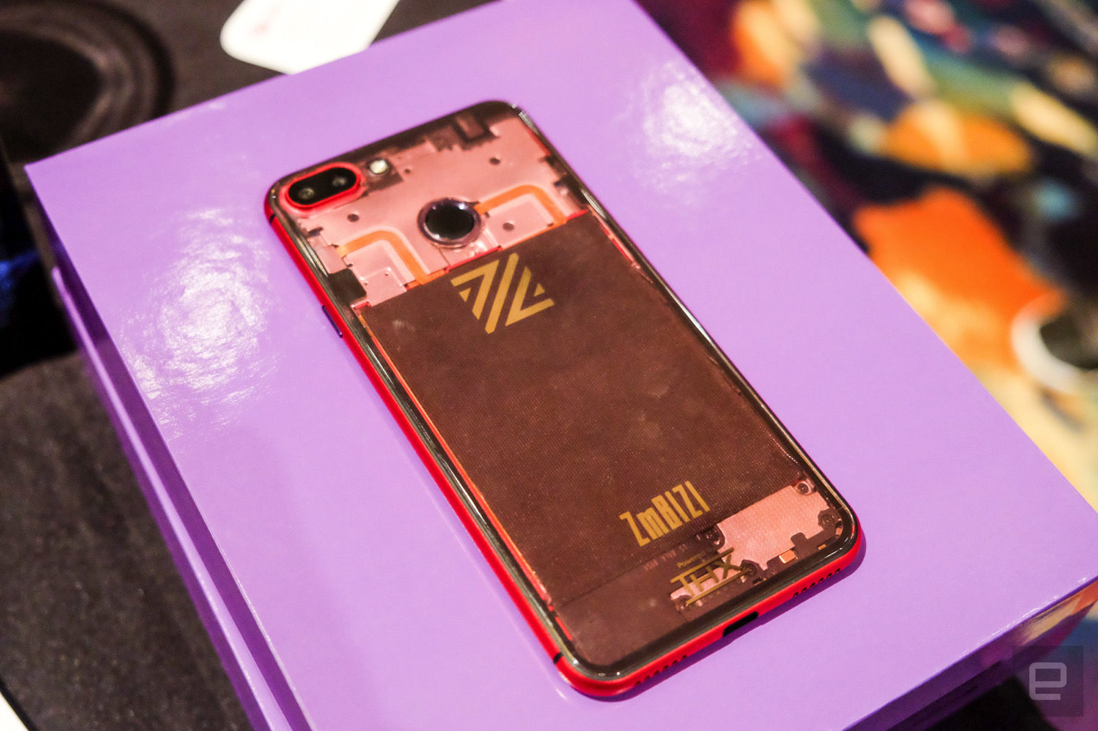 THX / ZMBIZI smartphone