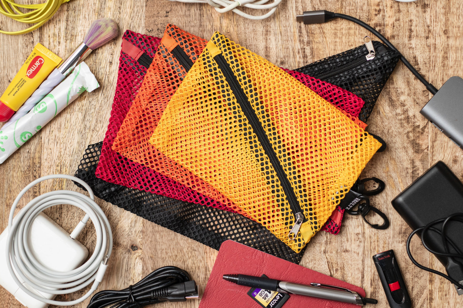 Cable organizer