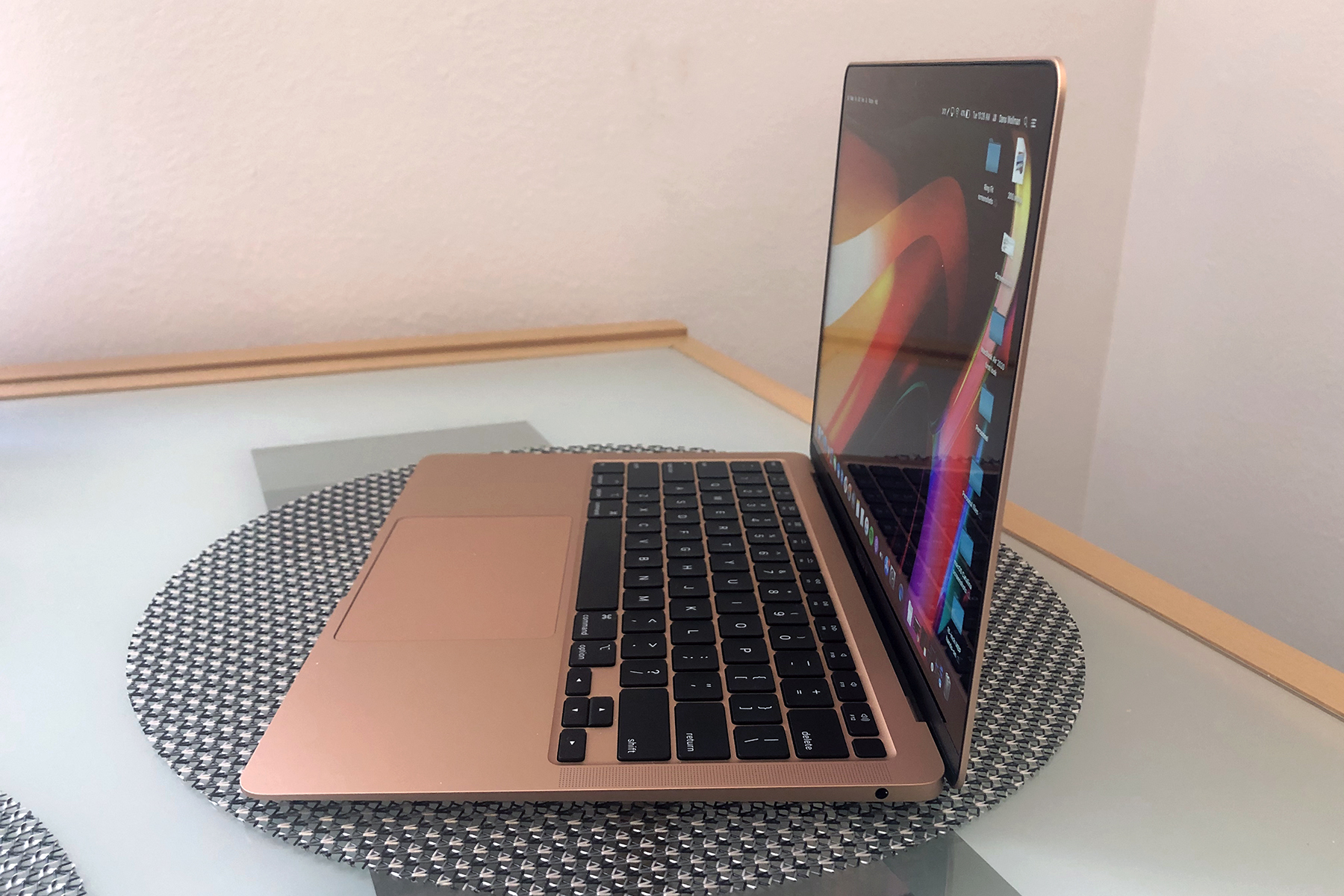 Apple MacBook Air (2020)